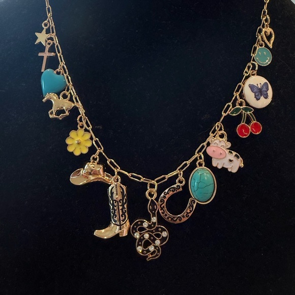 Made to order chunky charm necklaces💕🌼 - Picture 10 of 13